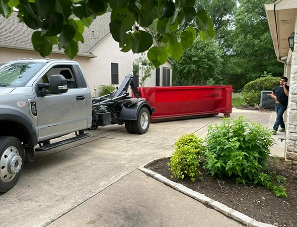 Georgetown, KY roll-off dumpster for home renovation and cleanouts